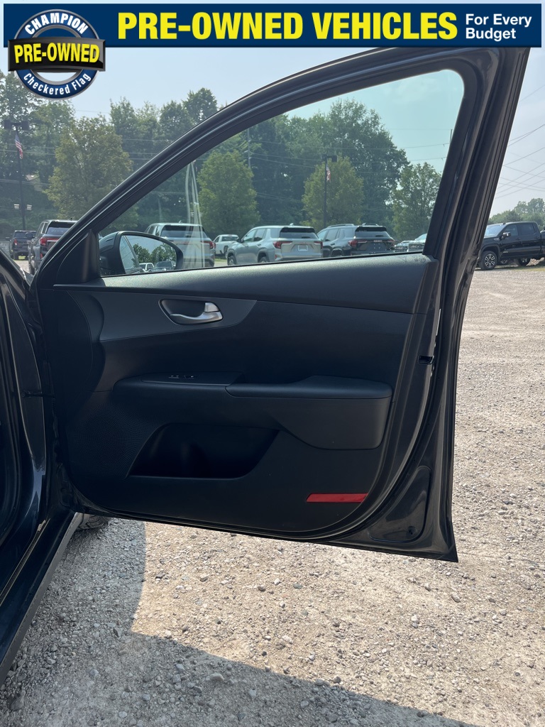 2021 Kia Forte LXS photo 25