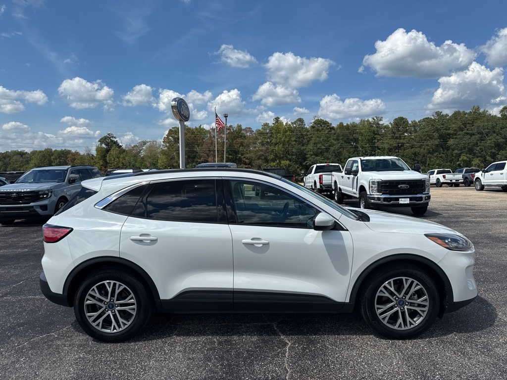 2022 Ford Escape SEL photo 18