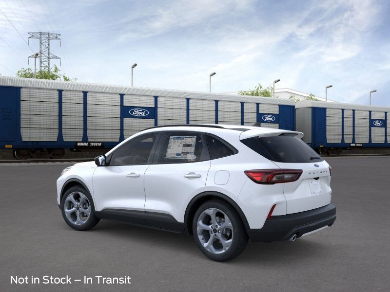 2025 Ford Escape ST-Line photo 4