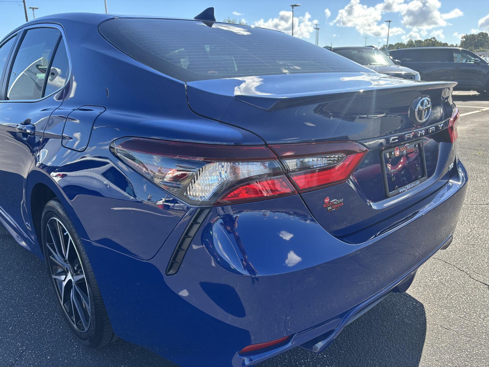 2023 Toyota Camry SE photo 29