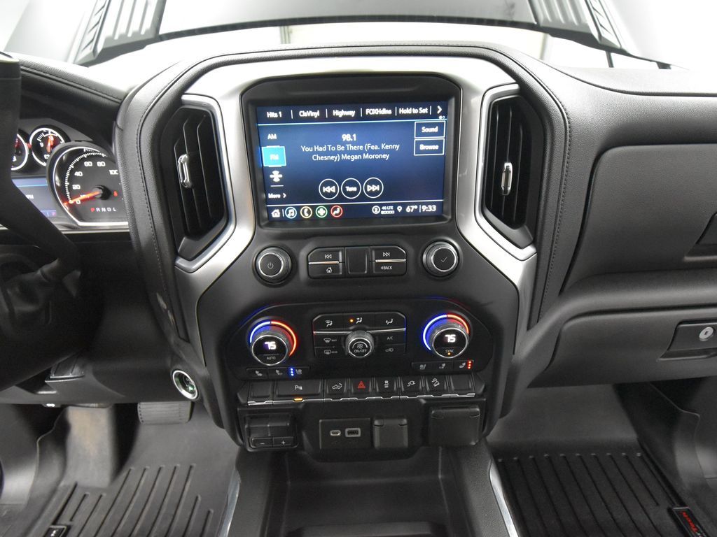2022 Chevrolet Silverado 2500HD LTZ photo 24
