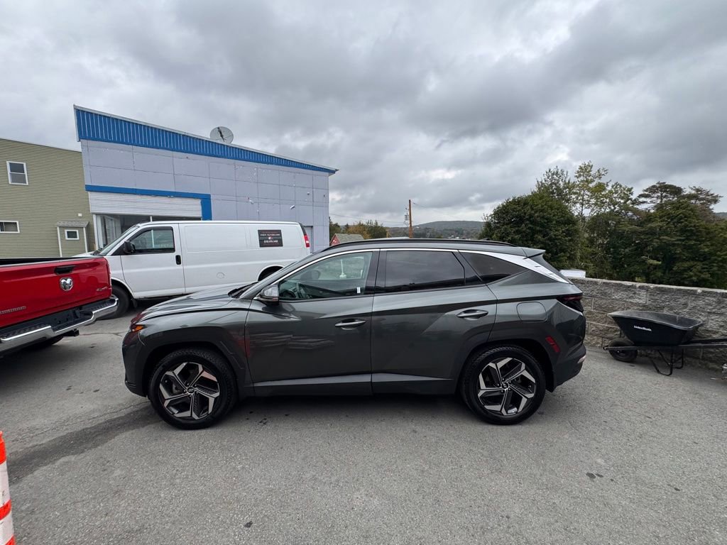 2022 Hyundai Tucson Limited photo 2