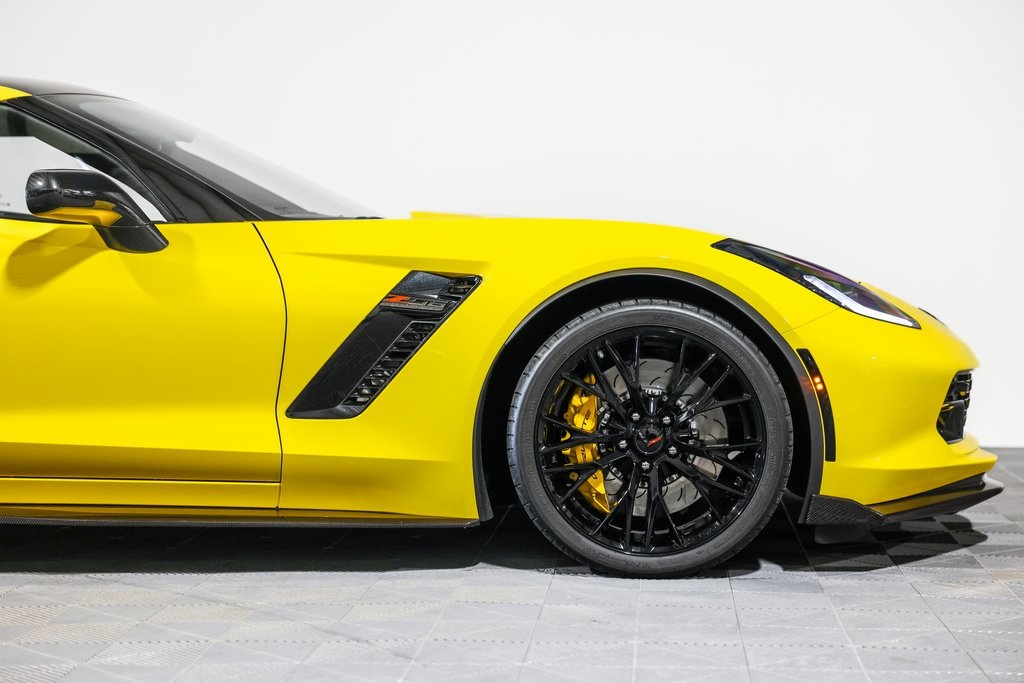 2017 Chevrolet Corvette Z06 2LZ photo 3