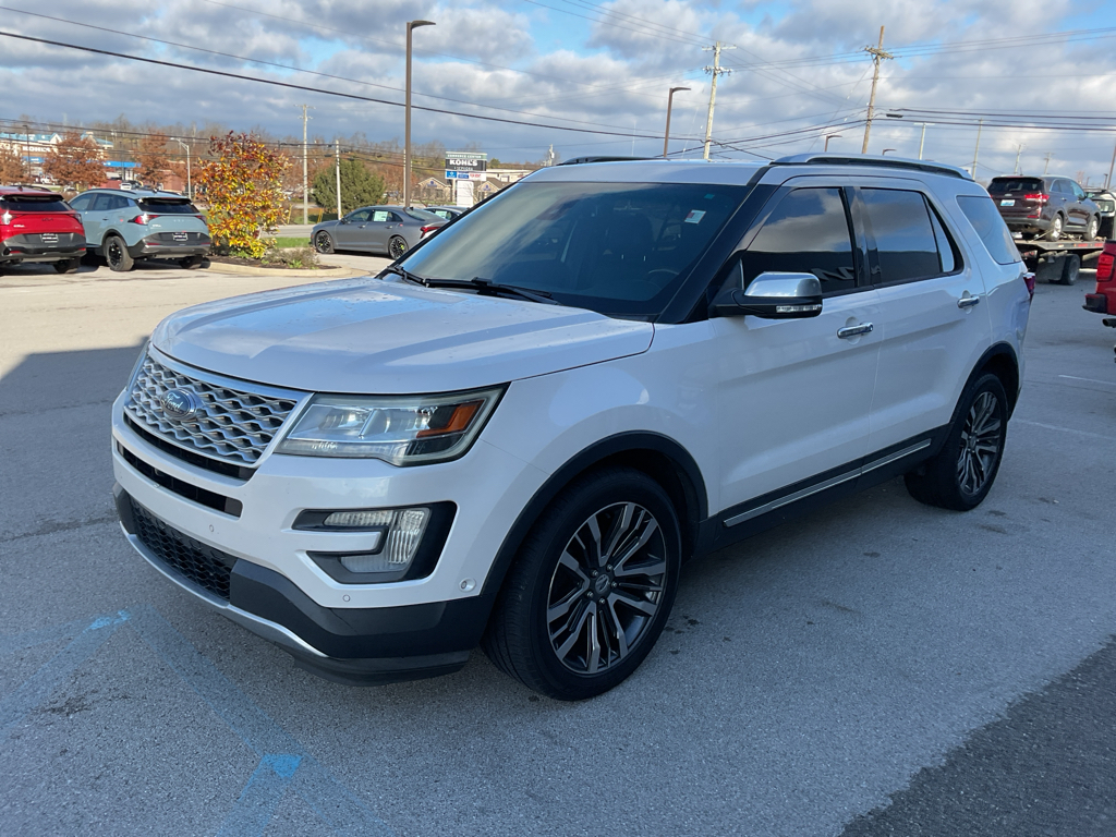 2016 Ford Explorer Platinum photo 3