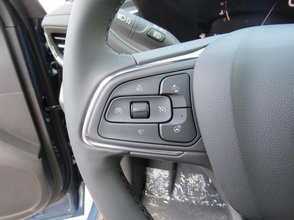 2025 Buick Envista Preferred photo 17