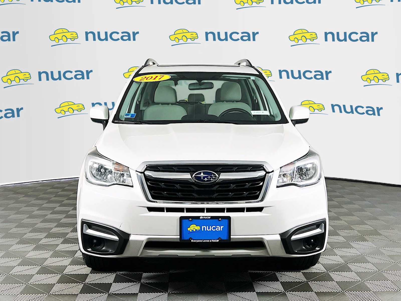 2017 Subaru Forester Premium photo 2