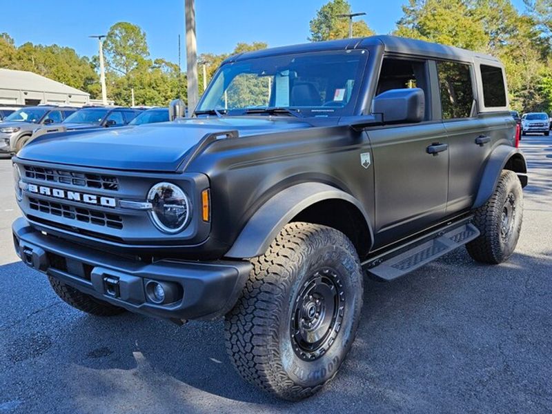 2025 Ford Bronco Big Bend photo 3