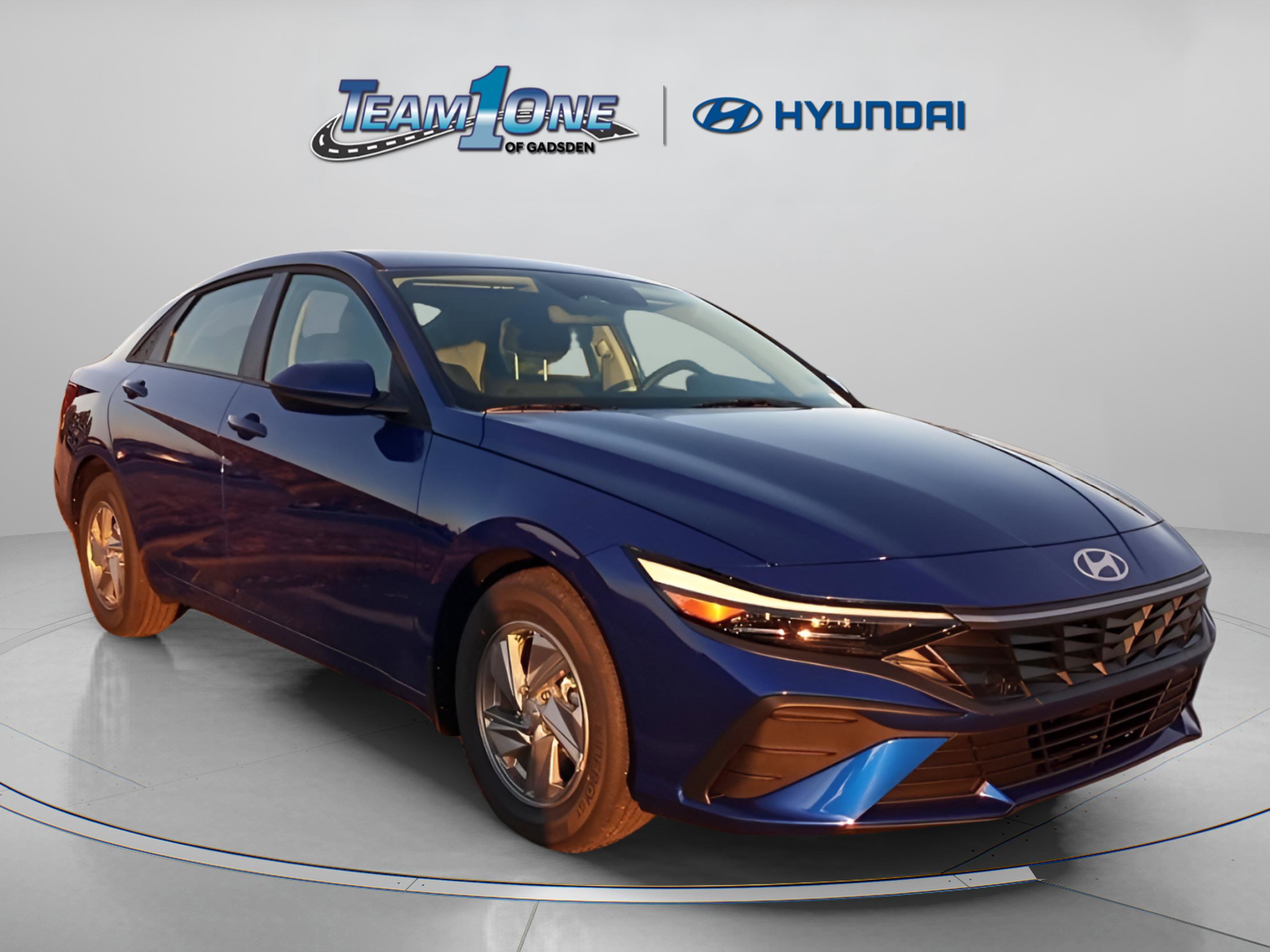 2026 Hyundai Elantra SE's photo