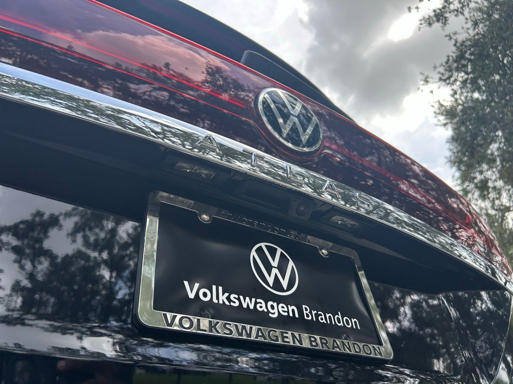 2026 Volkswagen Atlas SE Technology photo 35