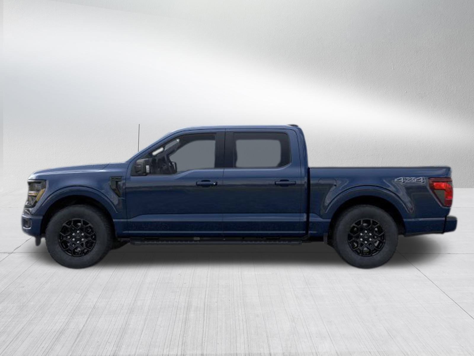 2025 Ford F-150 XLT photo 4
