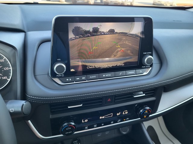 2026 Nissan Rogue SV photo 16