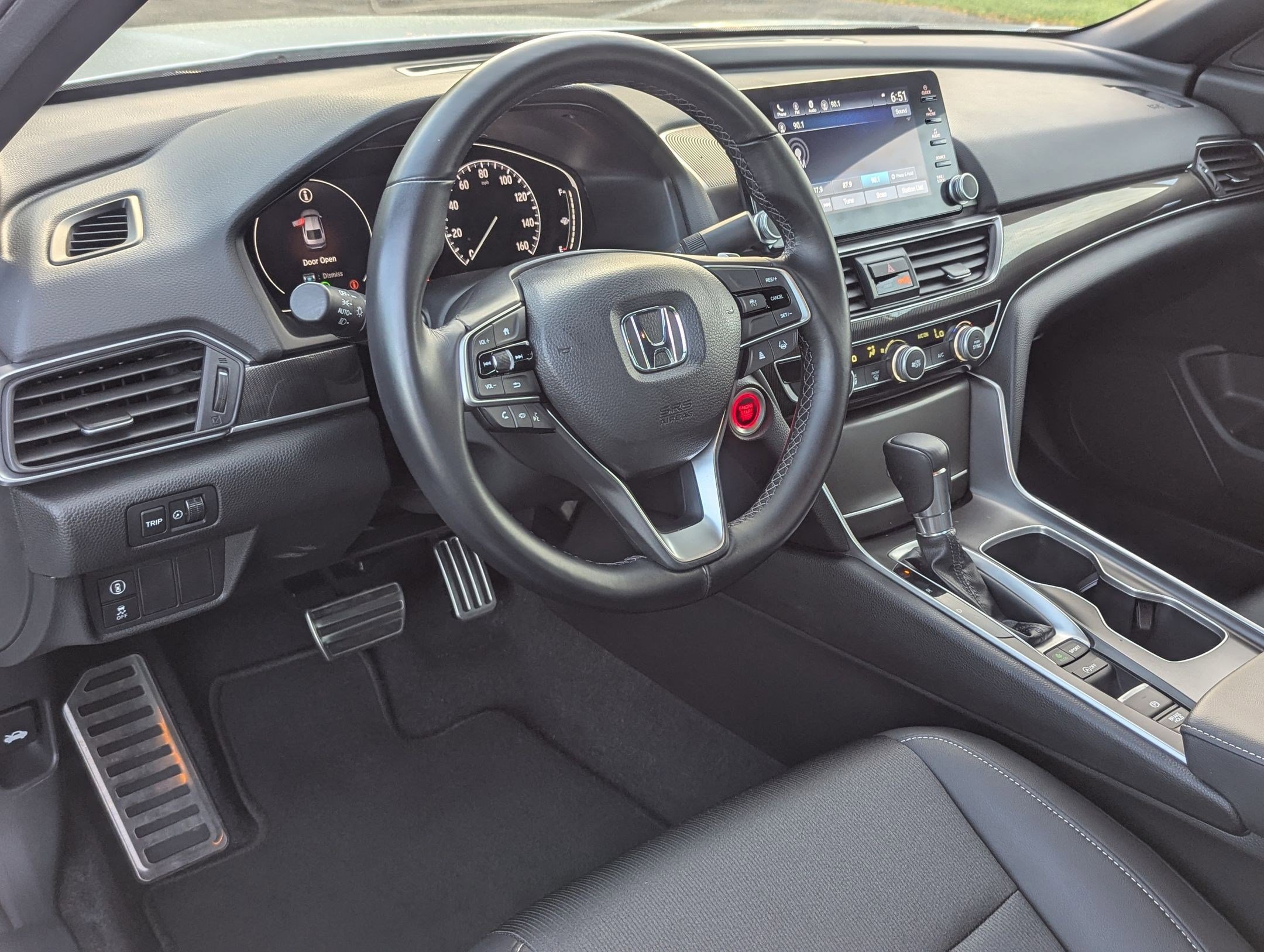 2022 Honda Accord Sport photo 2