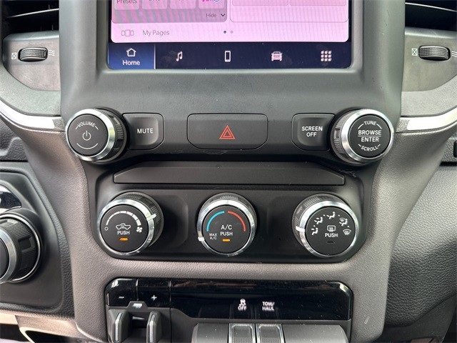 2024 Ram 2500 Big Horn photo 17