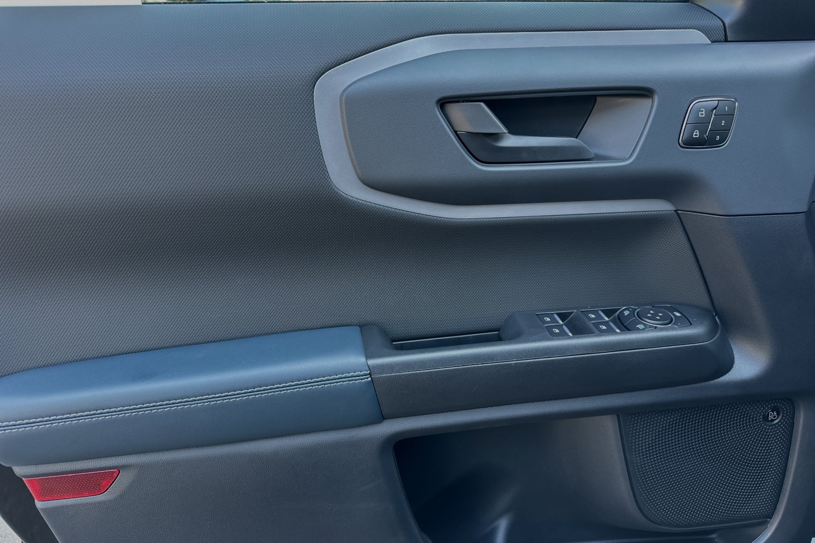 2024 Ford Bronco Sport Outer Banks photo 7