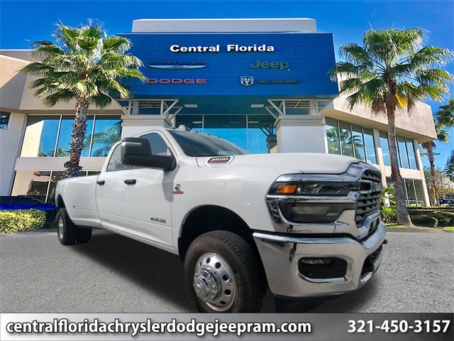 2026 RAM Ram 3500 Pickup Big Horn's photo