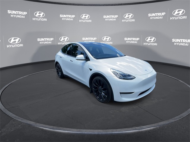 Used 2022 Tesla Model Y Performance with VIN 7SAYGDEF3NF533894 for sale in St. Louis, MO