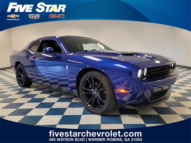 2018 Dodge Challenger SXT's photo