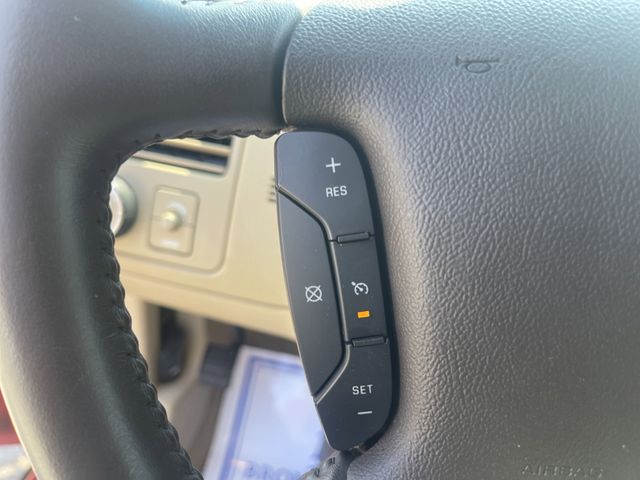 2011 Buick Lucerne CX photo 18