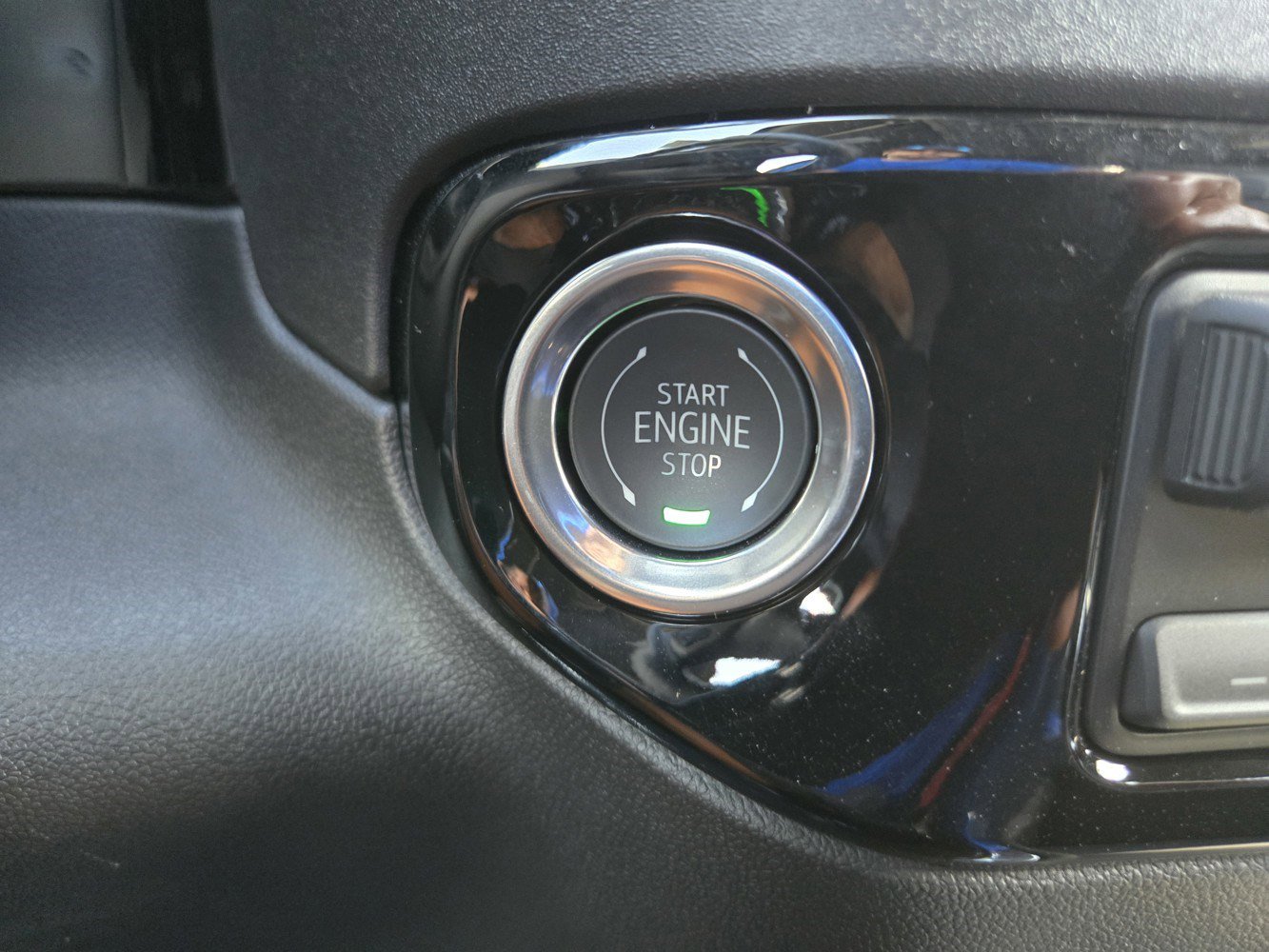 2025 Chevrolet Silverado 2500HD LT photo 7