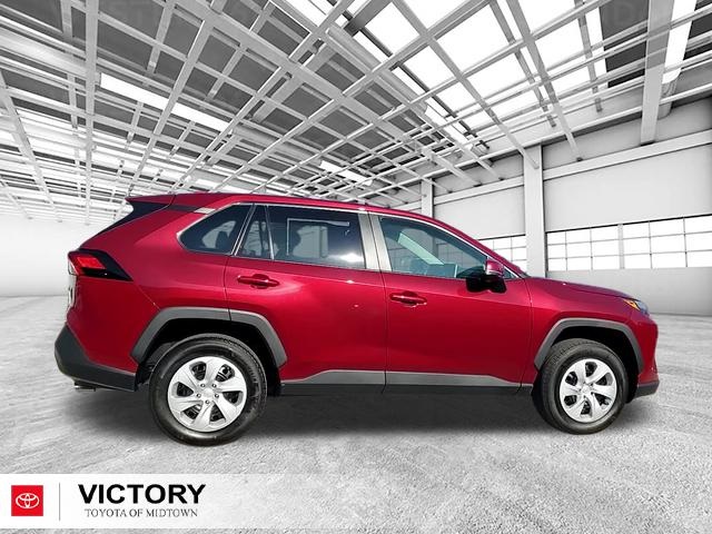 2025 Toyota RAV4 LE photo 2