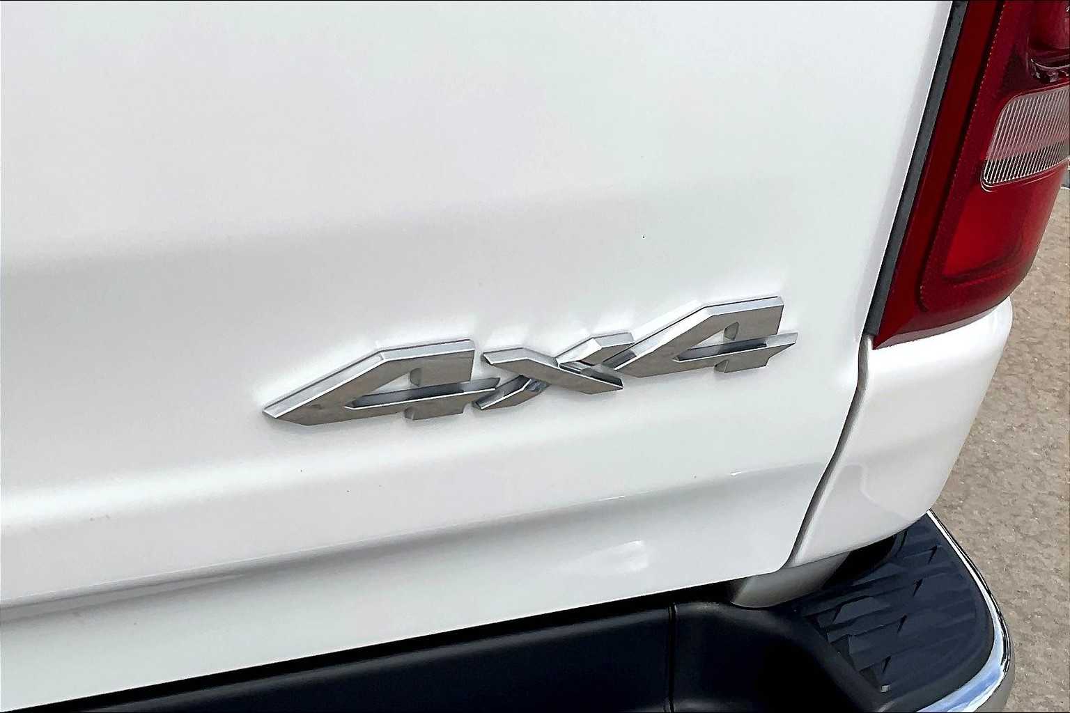 2022 Ram 1500 Limited photo 9