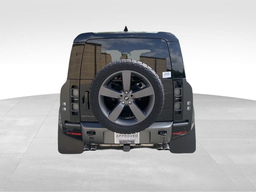 2024 Land Rover Defender 110 Carpathian Edition photo 5