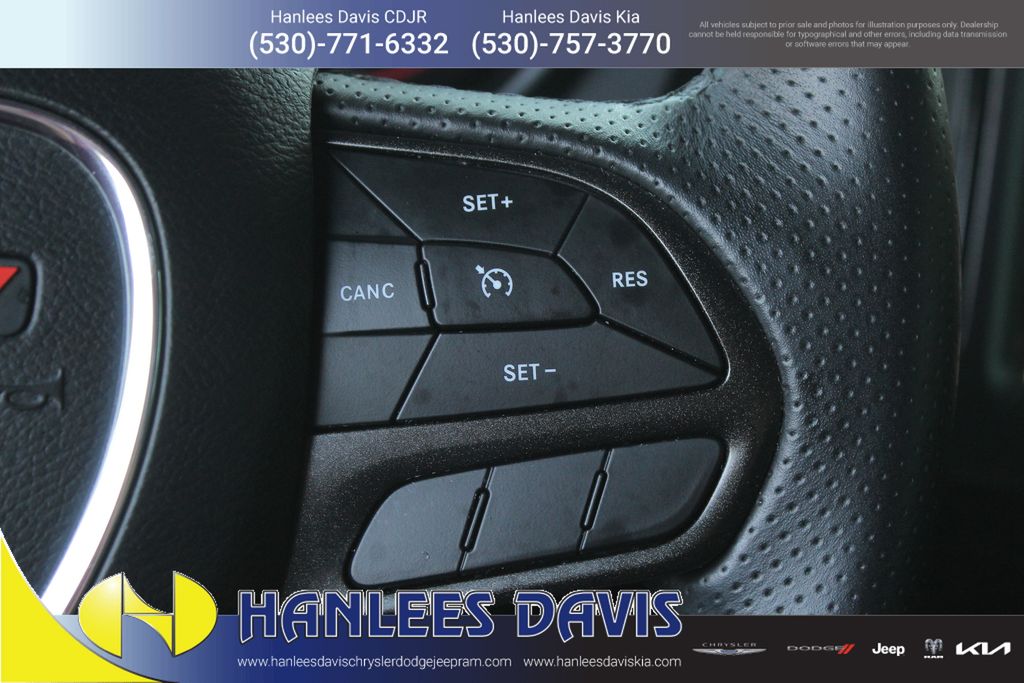 2023 Dodge Challenger SXT photo 17