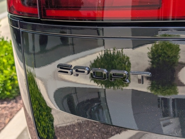2025 Land Rover Range Rover Sport SE photo 27