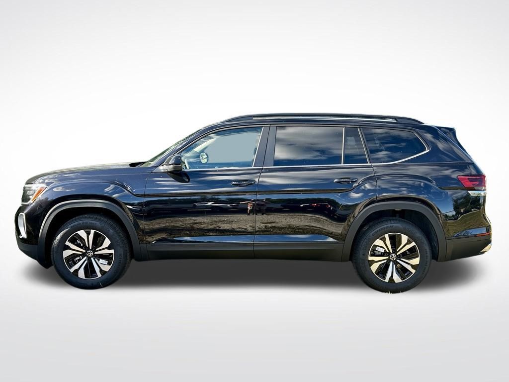 2026 Volkswagen Atlas SE photo 2