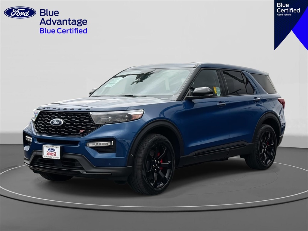 2022 Ford Explorer ST's photo