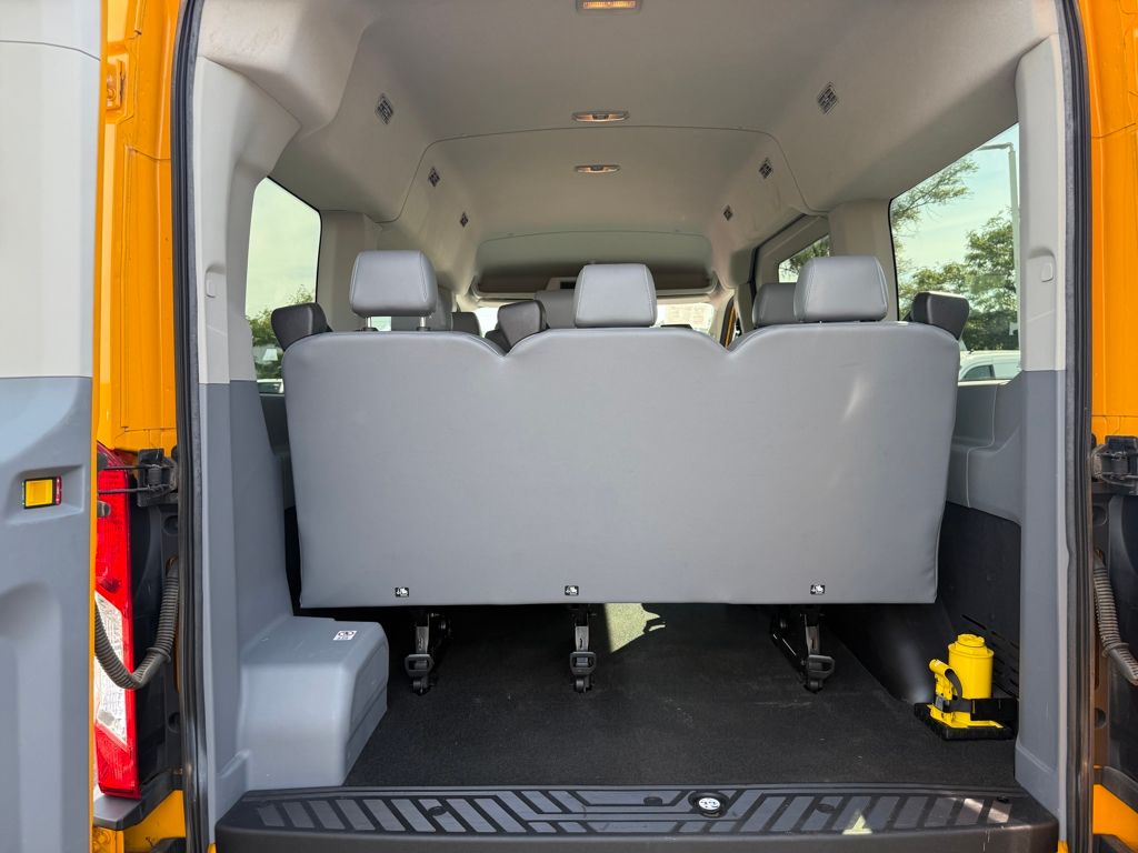 2015 Ford Transit Van photo 4