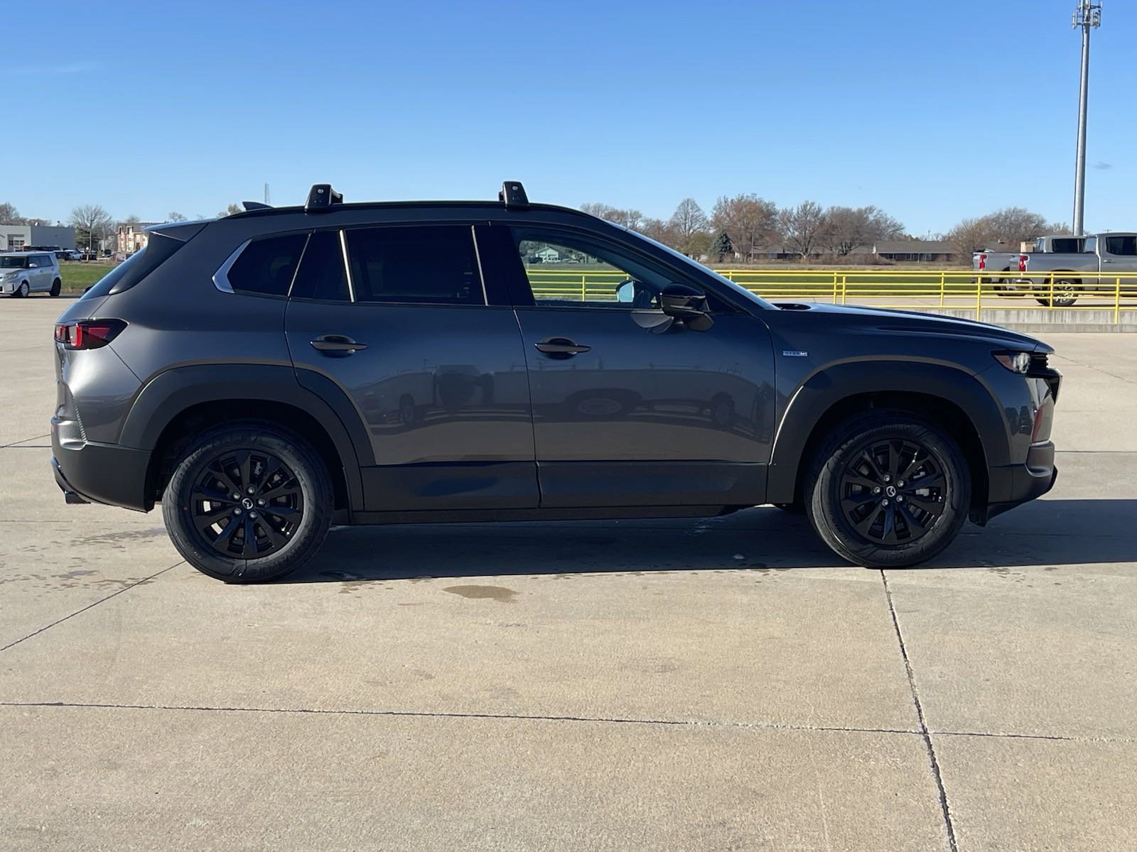 2025 Mazda CX-50 Premium photo 12