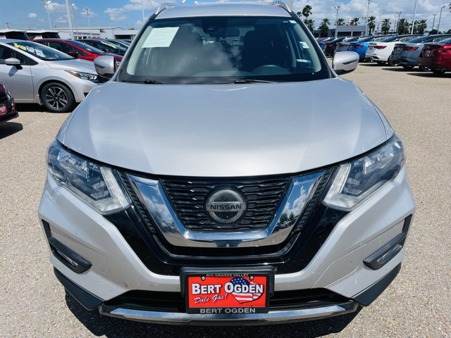 2019 Nissan Rogue SV photo 2