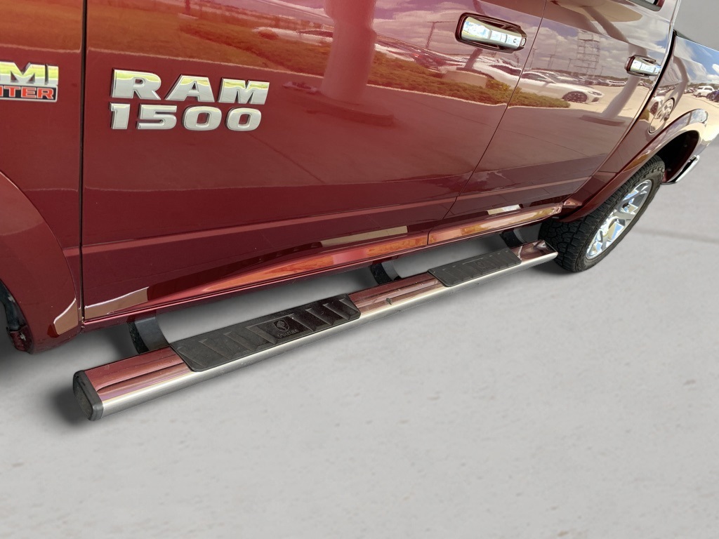 2017 Ram 1500 Laramie photo 12