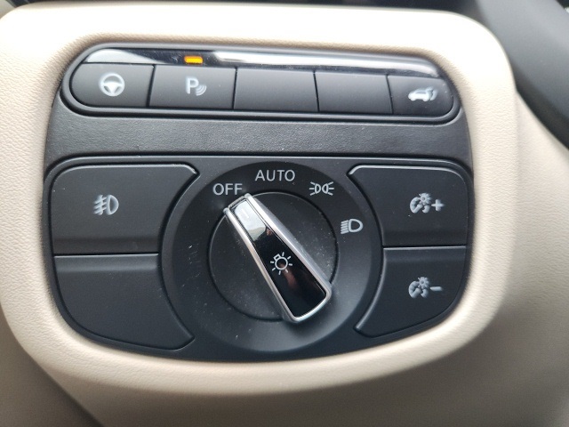 2022 Infiniti QX50 Essential photo 17