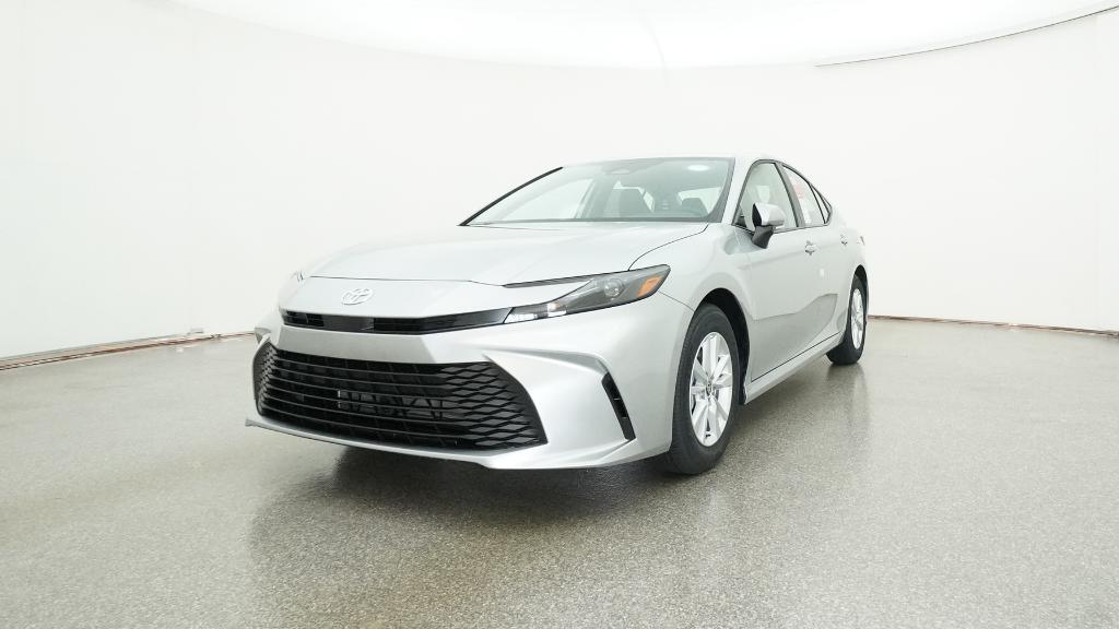 2026 Toyota Camry LE photo 3