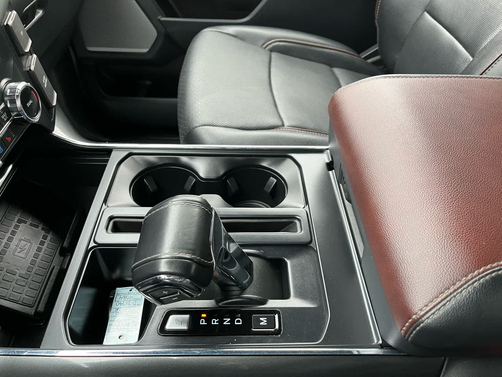 2022 Ford F-150 Lariat photo 42