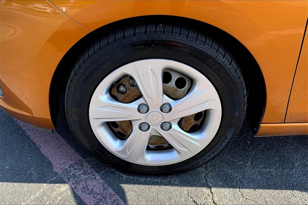 2019 Chevrolet Spark LS photo 9