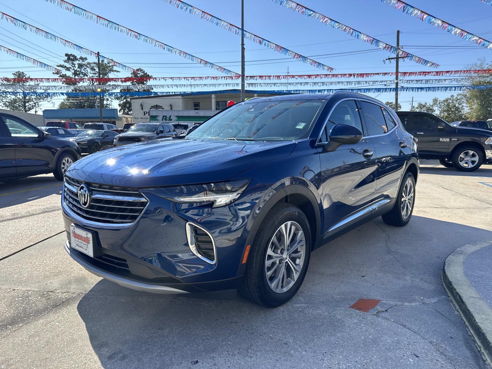 2022 Buick Envision Preferred photo 2