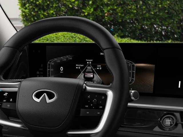 2026 Infiniti QX80 Luxe photo 17