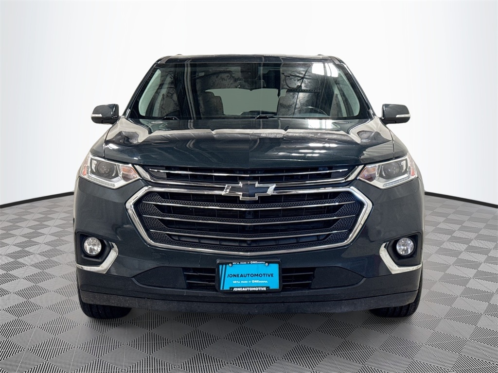 2018 Chevrolet Traverse 3LT photo 2