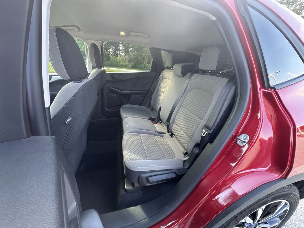 2022 Ford Escape SE photo 24