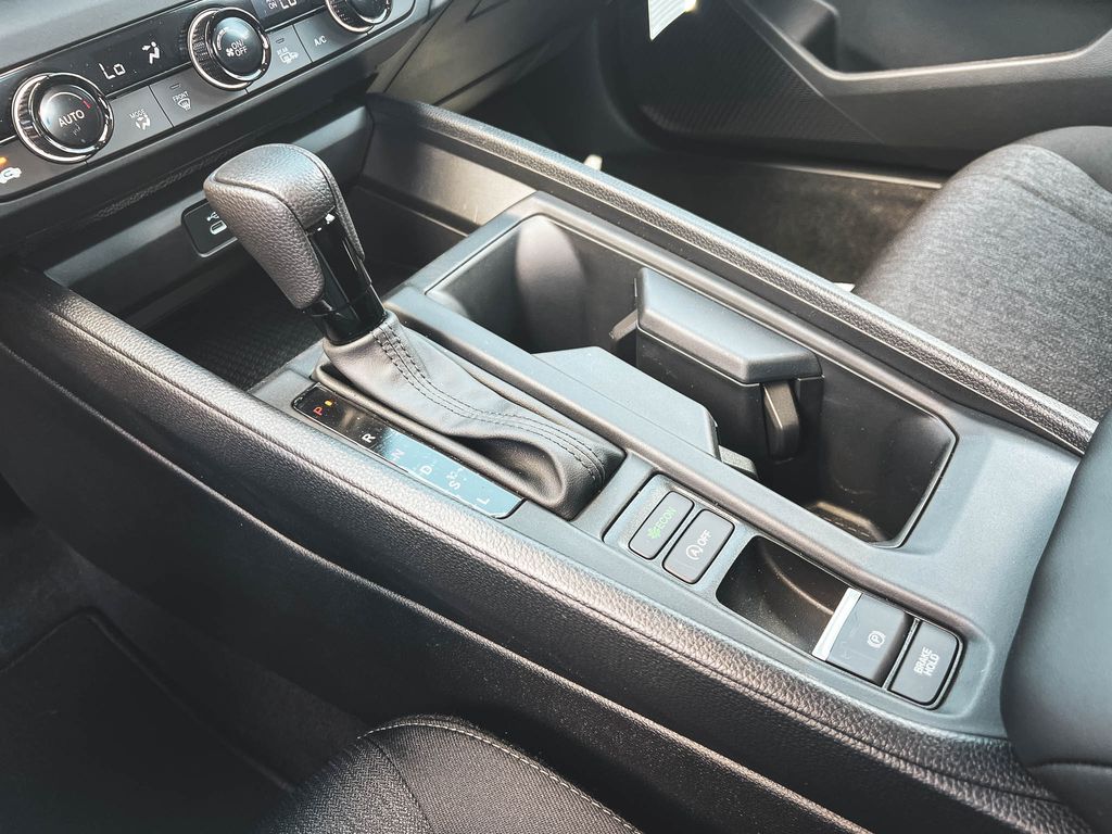 2025 Honda Accord SE photo 14