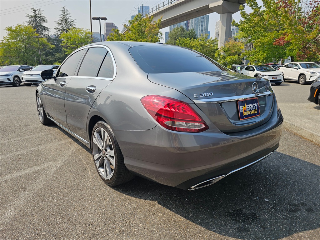 2018 Mercedes Benz C 300 photo 5