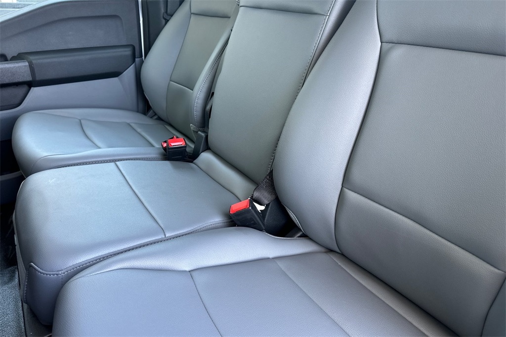 2025 Ford F-350 photo 11