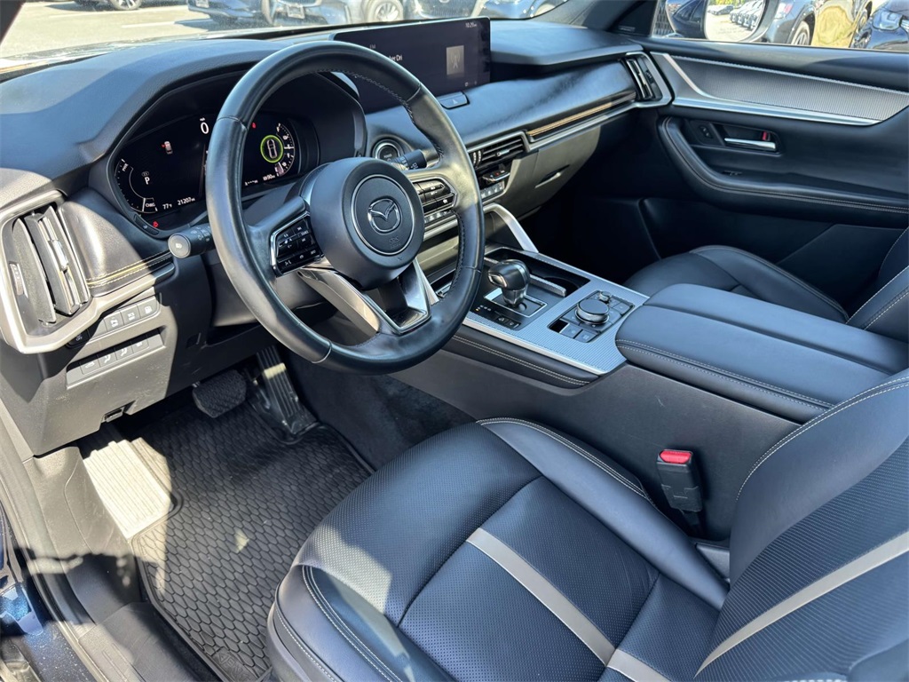 2024 Mazda CX-90 Premium Plus photo 2