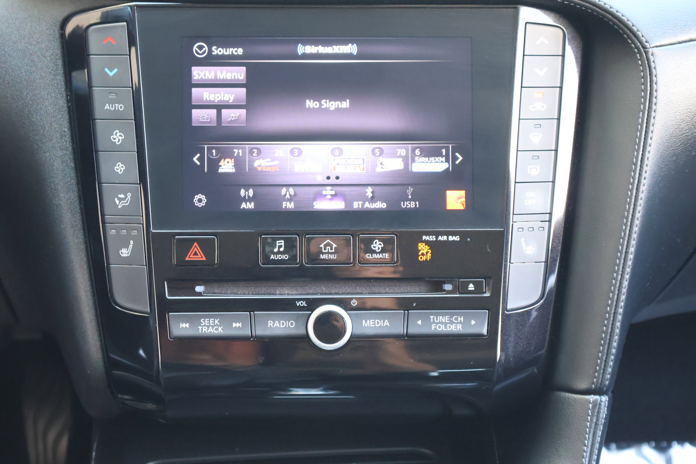 2021 Infiniti QX50 Essential photo 19