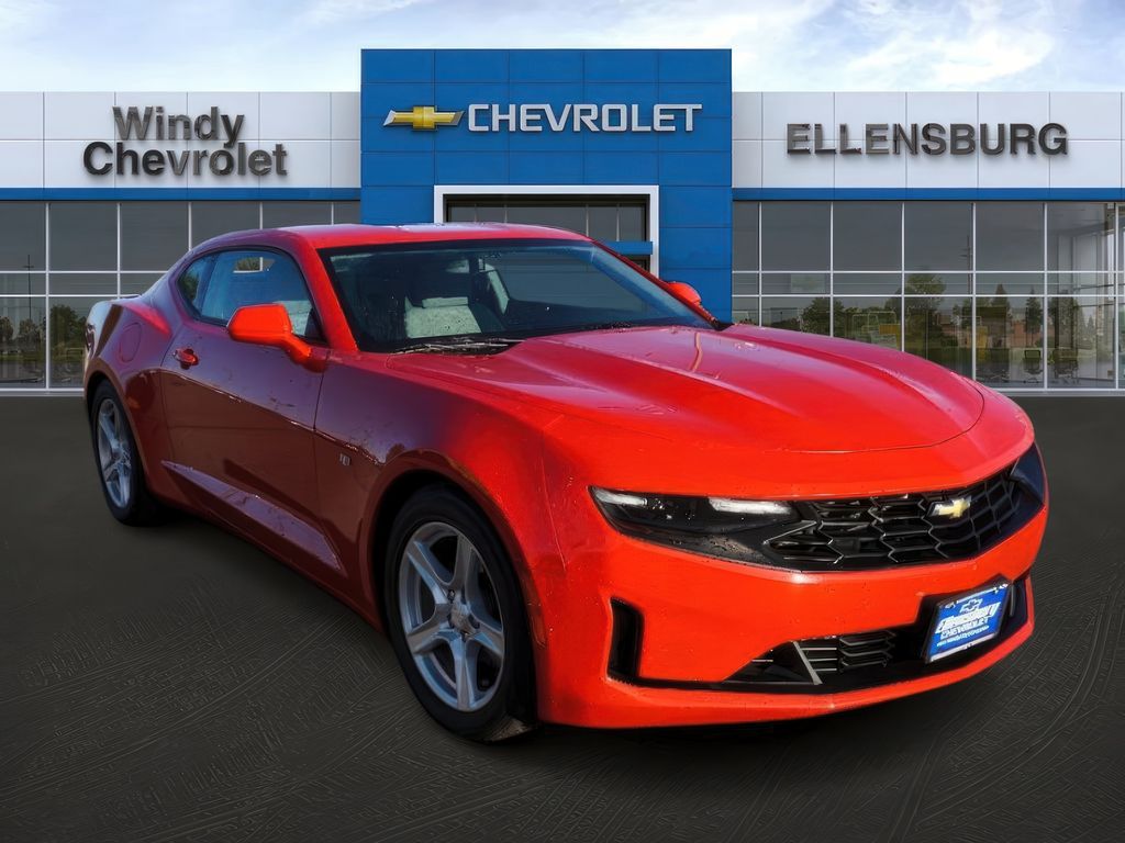 2023 Chevrolet Camaro 1LT's photo