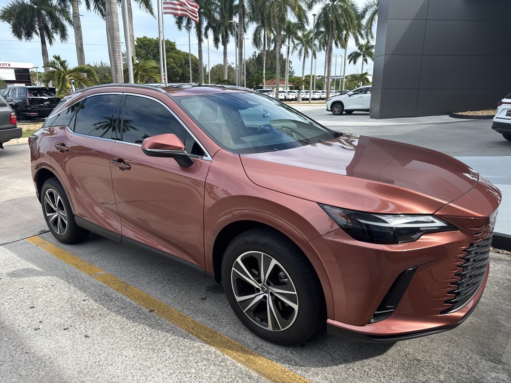 2025 Lexus RX 350's photo
