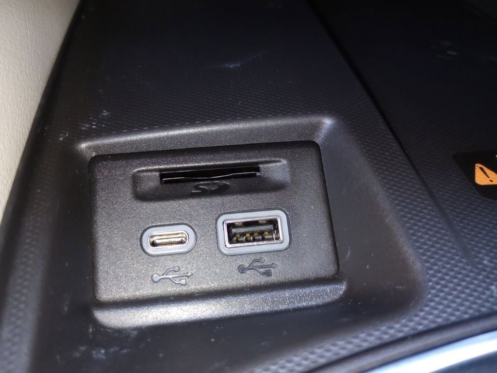 2023 Buick Enclave Essence photo 32